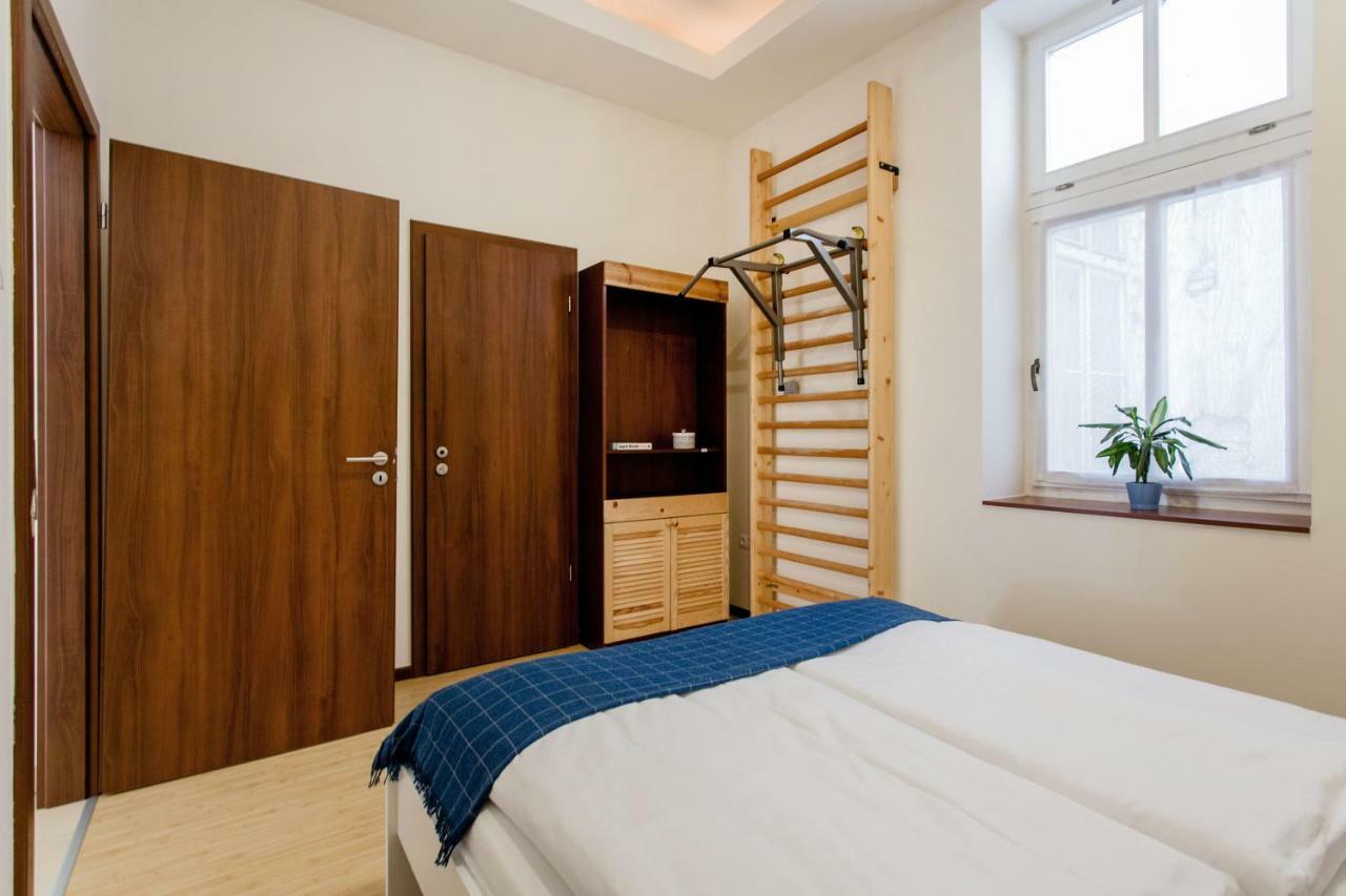 Apartamento Downtown Delight Near The Basilica Budapest Exterior foto